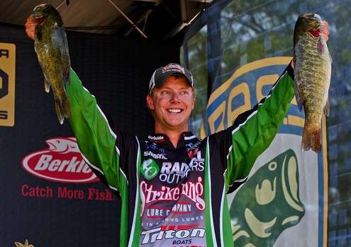 <p> </p>
<p>Jonathon VanDam (24)</p>
<p>Kalamazoo, Mich.</p>
<p>Elite Bassing Average: 4.5000</p>
<p>Elite pro since 2011</p>
<p>JVD joins his Uncle Kevin at the Bassmaster Classic in 2013 after winning the "mystery lake" event on Lake Michigan. It was the second B.A.S.S. win for the young pro and his first Elite title. He ranked 71st in Angler of the Year points last season.</p>
