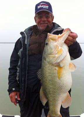 <p><strong>Wayne Lindgren</strong></p>
<p>12 pounds, 6 ounces</p>
<p>Falcon Lake, Texas</p>
<p>Poeâs 400</p>
