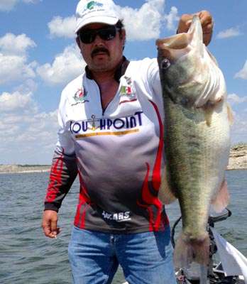 <p><strong>Carlos Olivares</strong></p>
<p>12 pounds, 4 ounces</p>
<p>Sugar Lake, Mexico</p>
<p>Spro crankbait</p>
