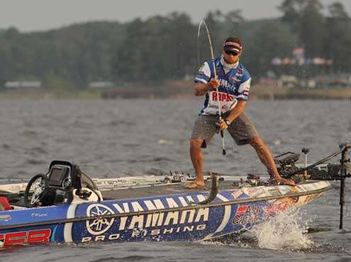 <p> </p>
<p>Brandon Palaniuk (25)</p>
<p>Rathdrum, Idaho</p>
<p>Elite Bassing Average: 4.4318</p>
<p>Elite pro since 2011</p>
<p>Qualifying for the Elites through the B.A.S.S. Nation, Palaniuk won his first Elite title (on Bull Shoals Reservoir) in 2012 and fished his third consecutive Bassmaster Classic in 2013.</p>
