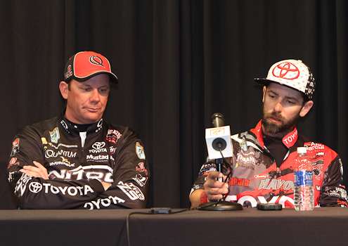 <p>Kevin VanDam and Mike Iaconelli have ground to make up tomorrow against leader Cliff Pace.</p>
