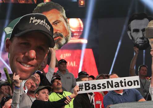<p>The fat heads were everywhere in the Bassmaster Classic crowd.</p>

