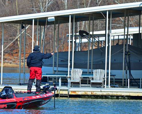 <p>Cherry makes a one-handed flip to a dock with a jig. He lost a nice fish around a dock just prior to this.</p>
