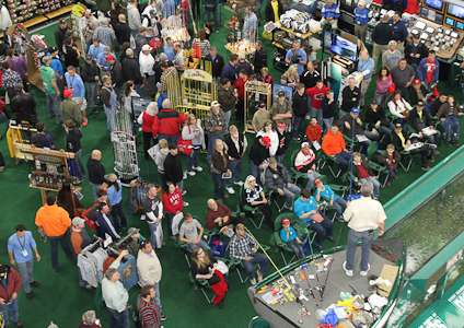 <p>The Dick Sporting Goods booth was jammed packed on Saturday.</p>
