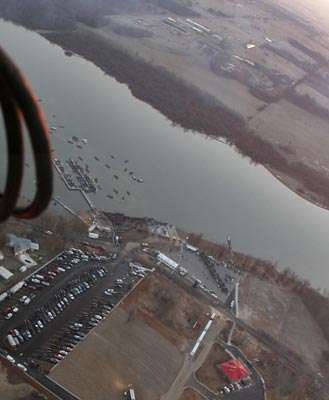 <p>The helicopter climbs to over 1,000 feet during the flyover.</p>

