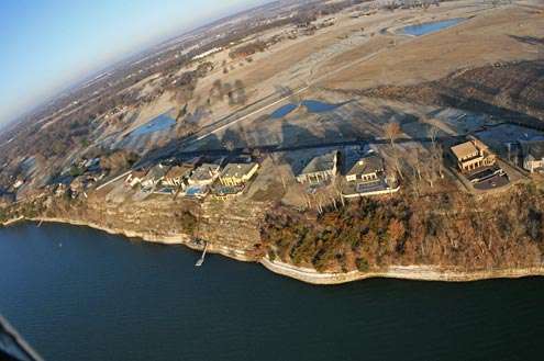 <p>Grand Lake is highly developed, with some large homes overlooking bluffs near Shangri-la.</p>
