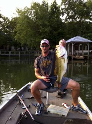 <p><strong>Steve Hanneke</strong><br />
	10 pounds, 2 ounces<br />
	Private lake, Miss.<br />
	8-inch Zoom Junebug Lizard</p>

