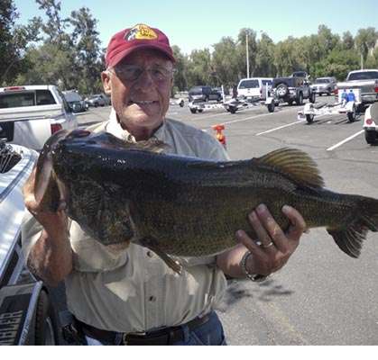 <p><strong>Dan Hoover</strong><br />
	18 pounds, 13 ounces<br />
	Lake Perris, Calif.<br />
	Storm Chug Bug (Baby Bass)</p>
