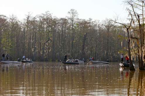 <p> </p>
<p>Despite hundreds of miles of water open to Elite Series anglers during the Sabine River Challenge, spectators were able to find some of the favorite pros on the water. </p>
