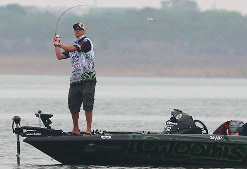 <p> </p>
<p>Jonathon VanDam started the day in 5th place with 28 pounds, 8 ounces. </p>
