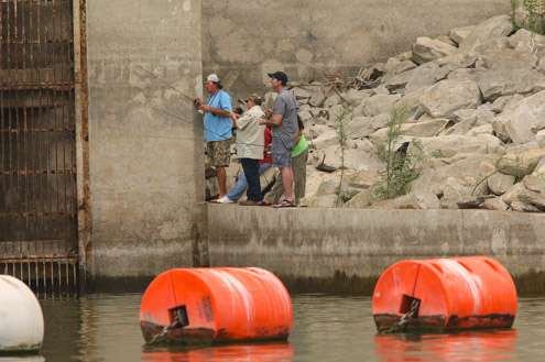 <p>Local anglers are fishing at the Dam today.</p>
