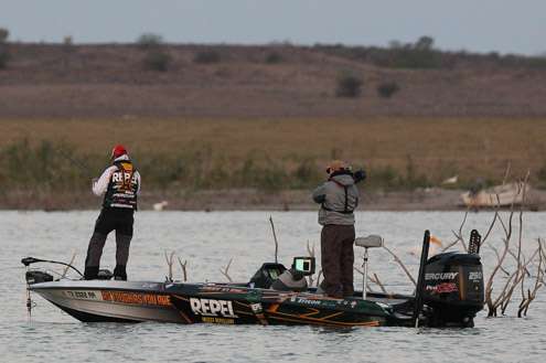 <p>Gary Klein starts his final day by going into Mexican waters.</p>
