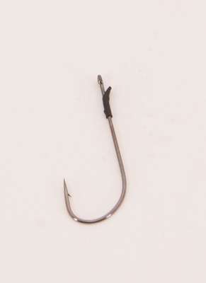<p>
	<strong>1. Gamakatsu Rebarb</strong></p>
<p>
	This thin-wire hook is his go-to for many soft plastics. Itâs got a classic OâShaugnessy bend that he says goes into a fishâs mouth easily, but takes some effort to dislodge. He usually has to resort to pliers to unhook bass that bite a bait armed with this hook, but he doesnât mind. âThese are awesome; I rarely lose a fish with them. I got a lot of the Elite guys throwing these â even if they wonât admit it!â<br><br>Sizes range from No. 1 to 4/0, and he uses the lighter sizes for drop shotting and the wider gaps for Texas and Carolina rigging.</p>
