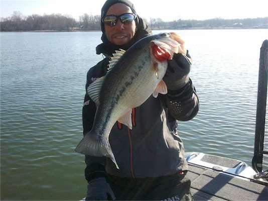 <p>Aaron Martens with a 4-pounder.</p>
