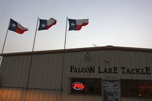 <p> </p>
<p>Texas flags were ripping above Falcon Lake Tackle. </p>
