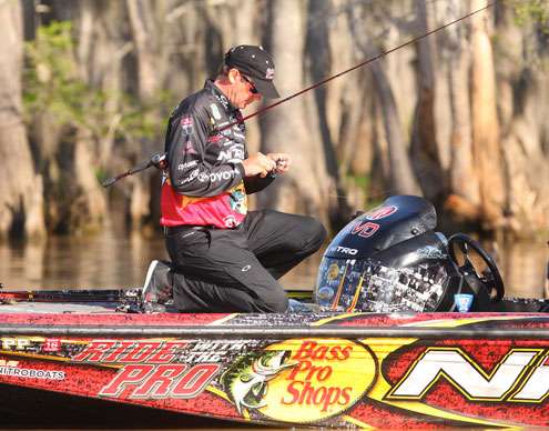 <p>Kevin VanDam only quit casting long enough to adjust the trailer on his bait. </p>
