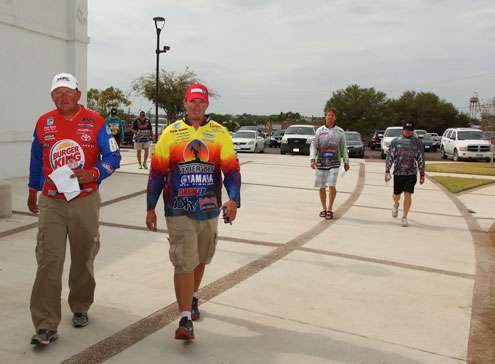 <p>Anglers begin to arrive for registration on the eve of the 2013 Elite Series Rigid Industries Falcon Slam on Falcon Lake.</p>
