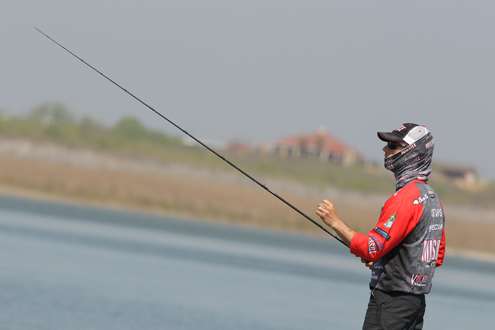 <p>Texas sunshine makes anglers cover up.</p>
