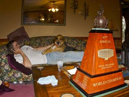 <p>Cliff Pace is in a position that anyone would envy: on the couch, talking to well-wishers on the phone, with his dog beside him and a Bassmaster Classic Championship trophy on his coffee table.</p>
