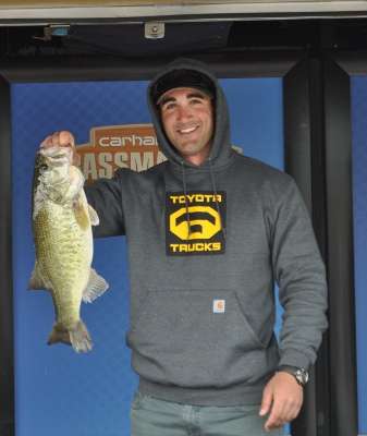 <p>Joey Piedmonte, Fresno State, with a 6-9 he caught today.</p>
