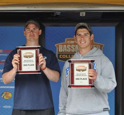 <p>Bo Harkins and Michael Braswell, Chico State, 50-4, third place.</p>
