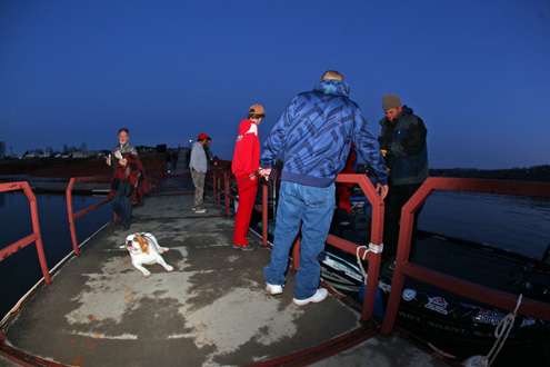 <p> </p>
<p>Even the dogs came out to cheer on the anglers for the final day of fishing on Douglas Lake. </p>
