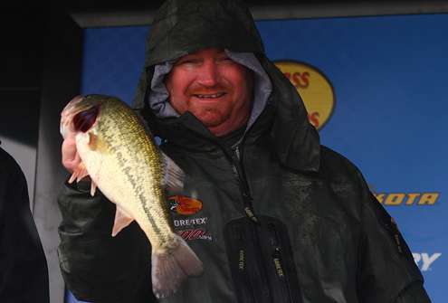 <p>Joey Stay, co-angler (18th, 6-5)</p>
