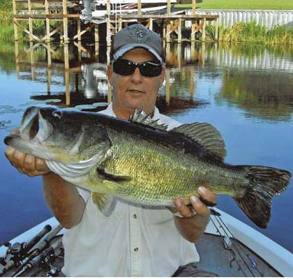 <p> </p>
<p><strong>Dennis Langlois</strong></p>
<p>10 pounds</p>
<p>Lake Griffin, Fla.</p>
<p>3/16 Zoom worm (old monster black)</p>
