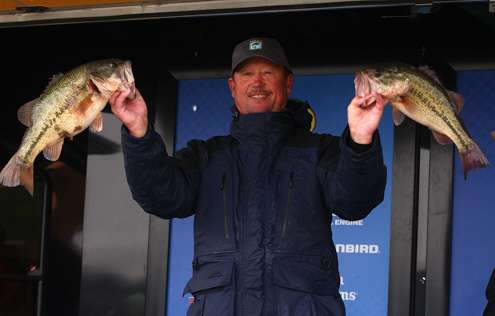 <p>Mike Spears, co-angler (2nd, 11-7)</p>
