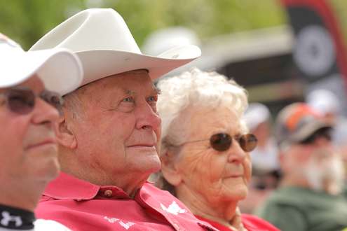 <p>Mr. and Mrs. Forrest Wood, founders of Ranger boat, attend the weigh-in.</p>
