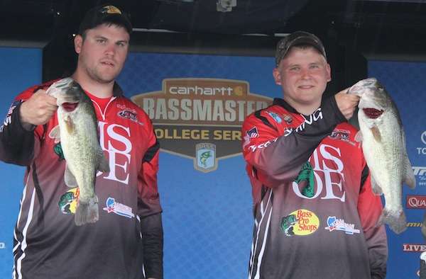 <p>Marshall Sandretto and Eric Logisz of the Milwaukee School of Engineering came from 4th to first with 9-8 on Day Two. They won the Midwestern Regional Championship with a two-day total of 17-11.</p>
