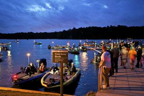 <p>Fans and Elite Series anglers began congregating near the dock for the 6:40 a.m. takeoff.</p>
