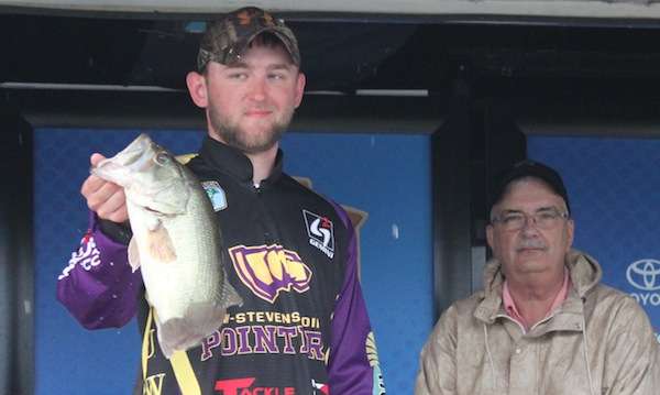 <p>Garison Miles and Nicholas Welu of UW Stevens Point had one fish for 3-4.</p>
