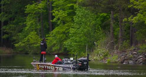 <p> </p>
<p>Kevin VanDam is also working off the main lake today.</p>
