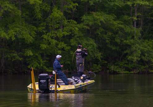 <p>Skeet loads up his rod as he works to the backwaters early on Day Three. Skeet was sitting in 5th with 22-10 pounds after Day Two.</p>
