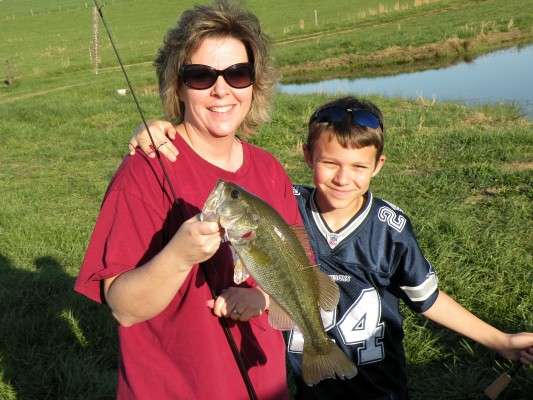 <p>
	Ann Minnick and her son, Matthew, make time to go fishing with each other. âAnn likes to use spinning reels and Senkos to catch her bass,â said Jeff Crickenberger.</p>
