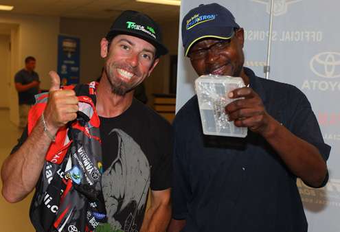 Bo Thomas wanted his picture taken with his favorite Elite Series angler Mike Iaconelli. 