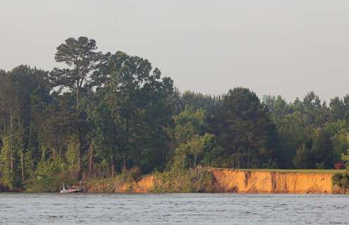 
<p>Kotaro Kiriyama fishes one of the many clay banks that line the Alabama River.</p>
