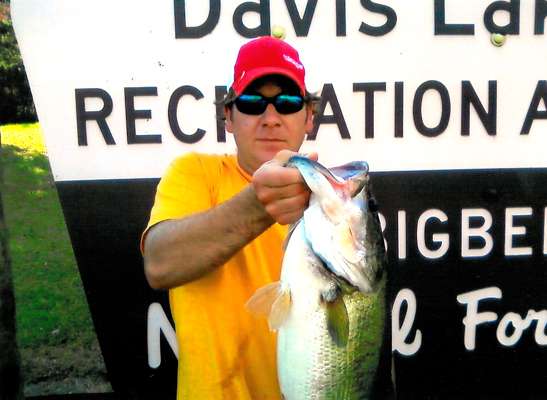 <p><strong>Josh Wilson</strong></p>
<p>10 pounds , 4 ounces</p>
<p>Davis Lake Rec. Area, Miss.</p>
<p>Strike King 6XD (modified)</p>
