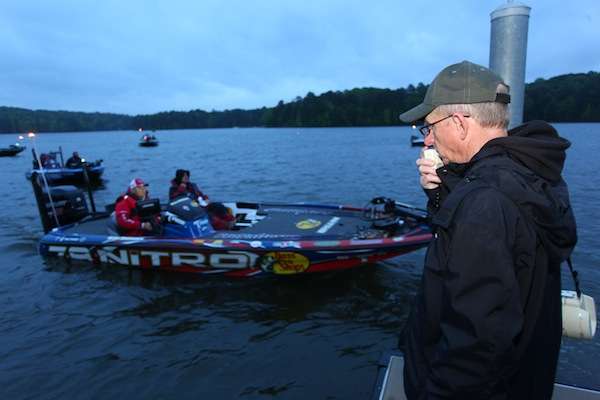 <p>B.A.S.S. Tournament Director Trip Weldon sends the last few anglers out to start the day. </p>
