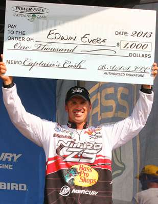 <p>Above, Edwin Evers picked up $1,000 at the Alabama River from Power Pole.</p>
