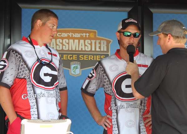 <p>Byron Kenney and Brian Rosso of the University of Georgia snagged the final qualifying spot with 28-2. </p>
