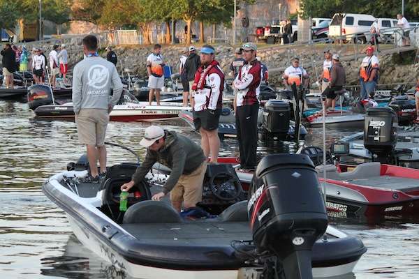 <p>Anglers ready for takeoff on Day Two. </p>
