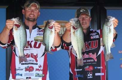 <p>Matt Salmons and Travis Spivey of EKU sit in 16th with 14-14.</p>
