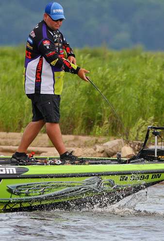 <p>Lowen was quickly hooked back up with another bass.</p>
