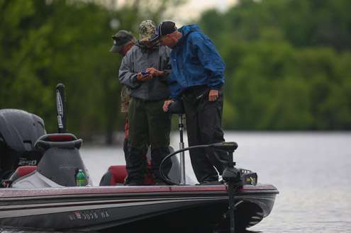 <p>Local anglers watching Biffle this morning look to Bassmaster.com to get the latest updates.</p>
