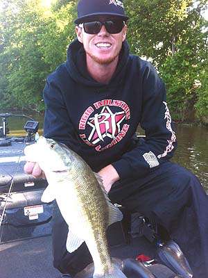 <p>Josh Bertrand keeps Marshal Kenny Yarnell busy, hooking up soon after with a 2.5-pound spotted bass.  </p>
