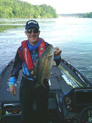 <p>Brent Chapman with a magnum 4.5-pound Coosa River Spot below the dam at Lake Jordan. Photo by Marshal Jace Hilton. </p>
