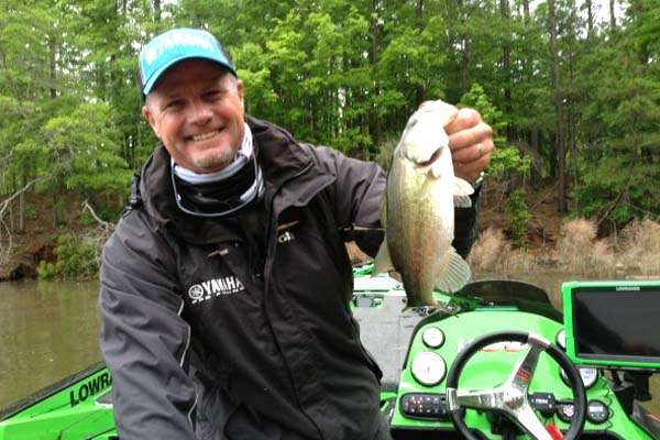 <p>Nearly a limit for Scott Ashmore by 10 a.m. on Day One. Photo by Bassmaster Marshal Avery Neely.</p>
