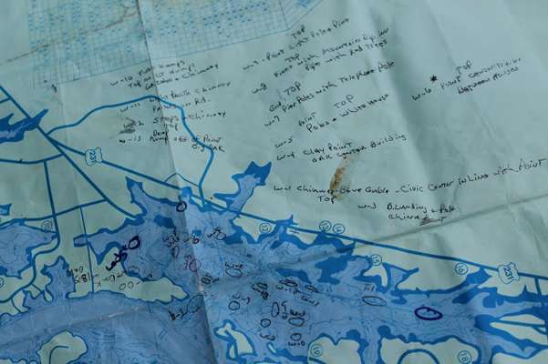 <p>...next stop Lake Logan Martin and the Bass Pro Shops Bassmaster Southern Open #3...and BTW this map and the notes you see on it are from Paul Elias, "It was my GPS of the lake back when I fished it during the 1992 Bassmaster Classic." (He came in 5th.)</p>

